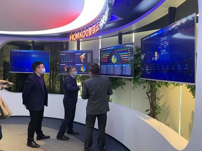 省科技厅廖飞厅长带队赴广东省调研